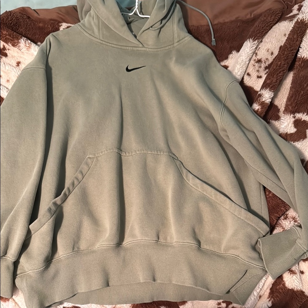 Nike Sage Green Pullover